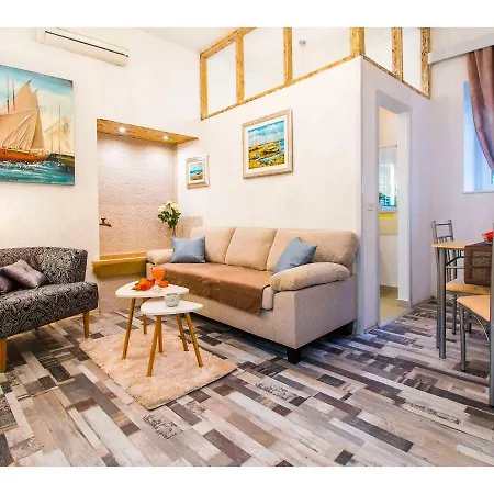Ivan Apartment
