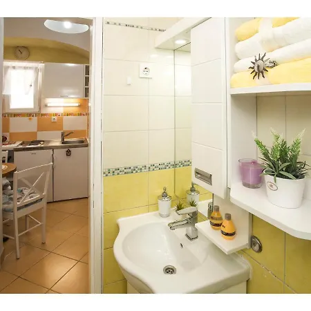 Ivan Apartment Split