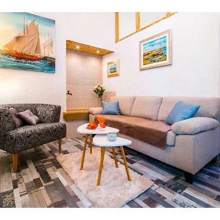 Apartament Ivan *